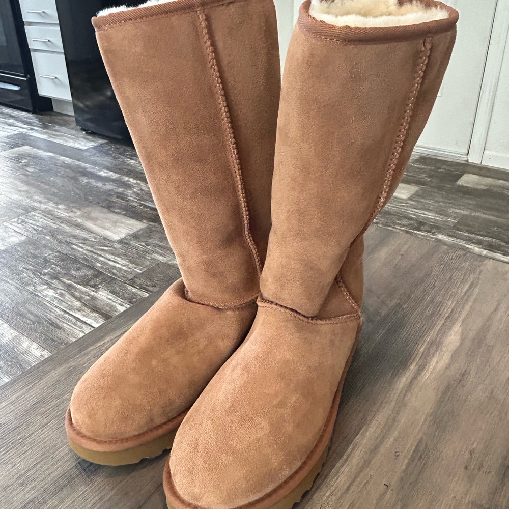 UGG classic tall II chestnut boots